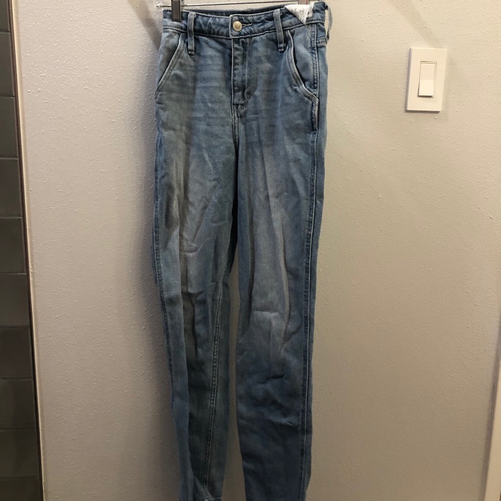 HOLLISTER JEANS!